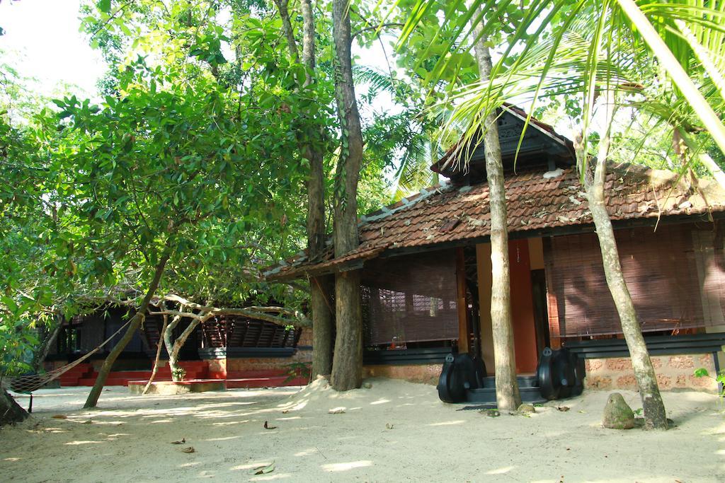 Arakkal Heritage Mararikulam Eksteriør bilde