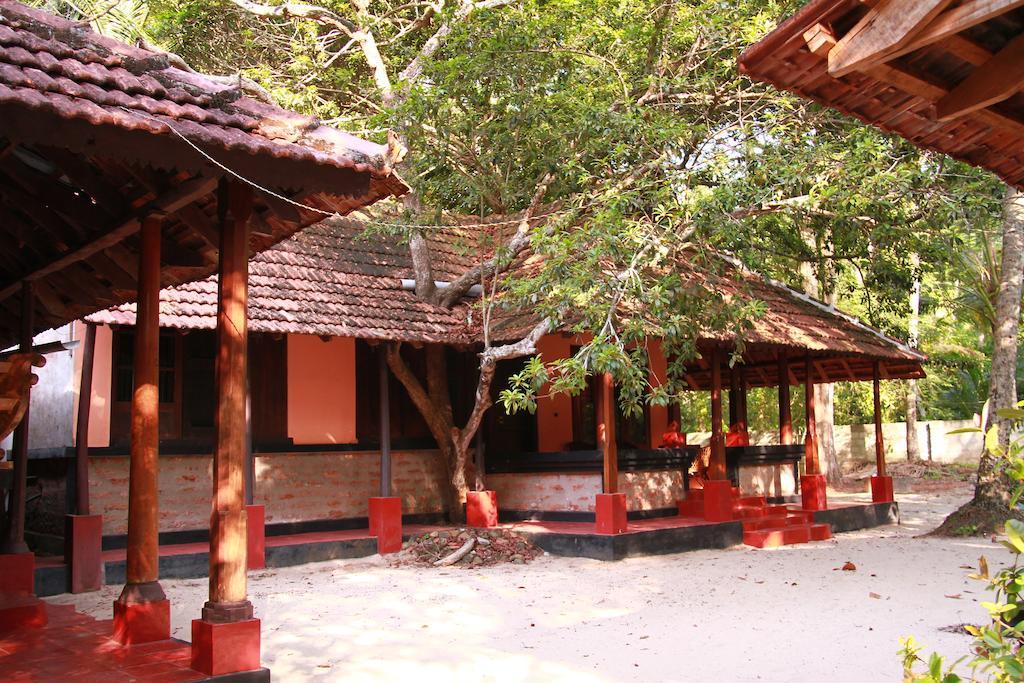 Arakkal Heritage Mararikulam Eksteriør bilde
