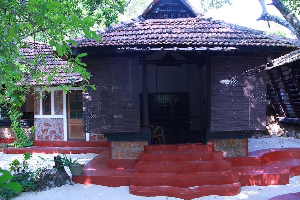 Arakkal Heritage Mararikulam Eksteriør bilde