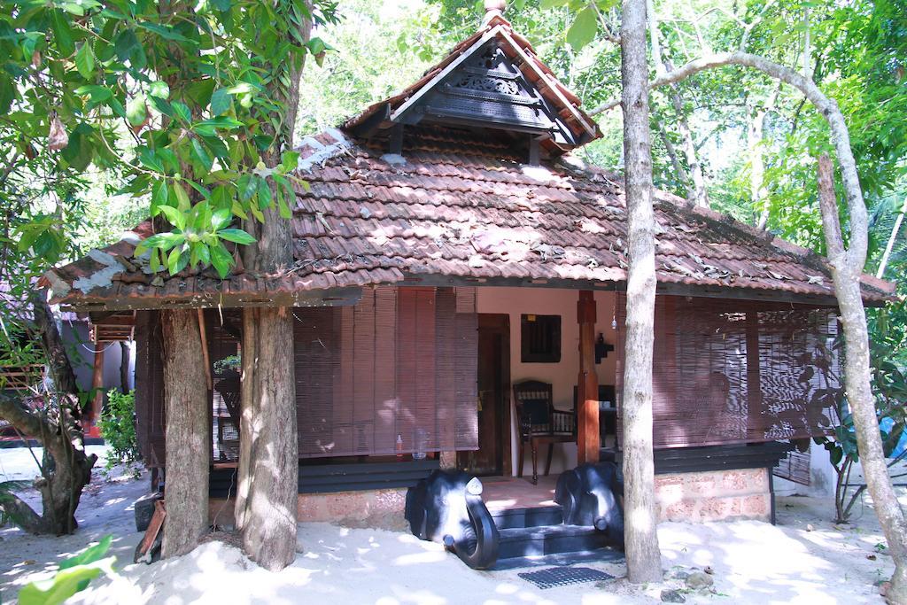 Arakkal Heritage Mararikulam Eksteriør bilde