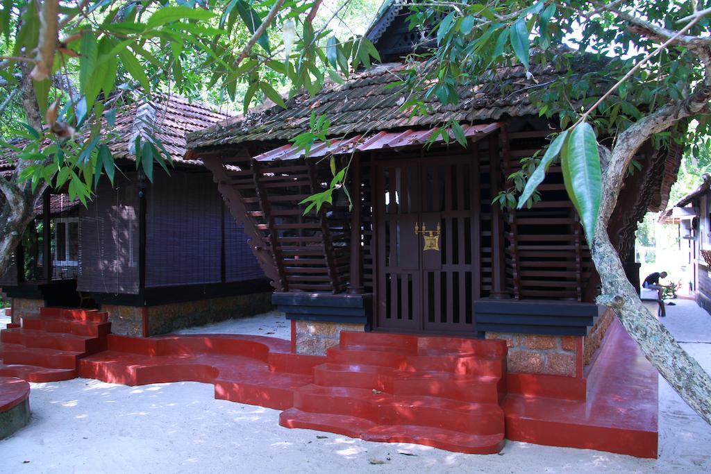 Arakkal Heritage Mararikulam Eksteriør bilde